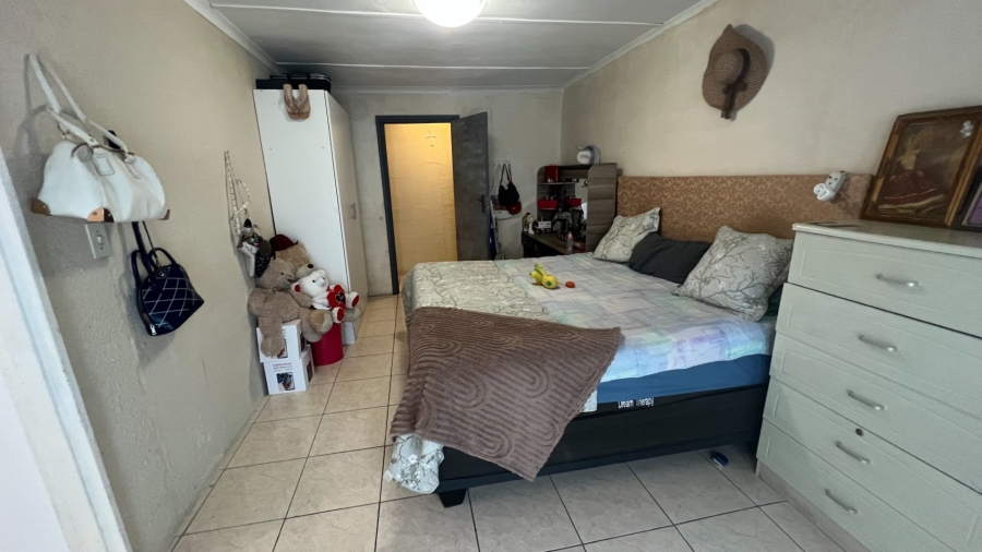 4 Bedroom Property for Sale in Robinvale Western Cape